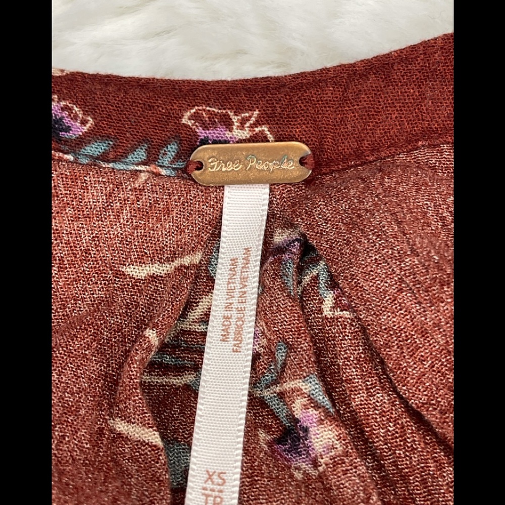 FREE PEOPLE - Picture 3 of 3